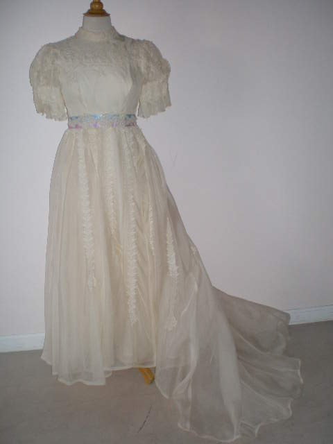 I wore my Mom 39s wedding dress with alterations this is what it looked like